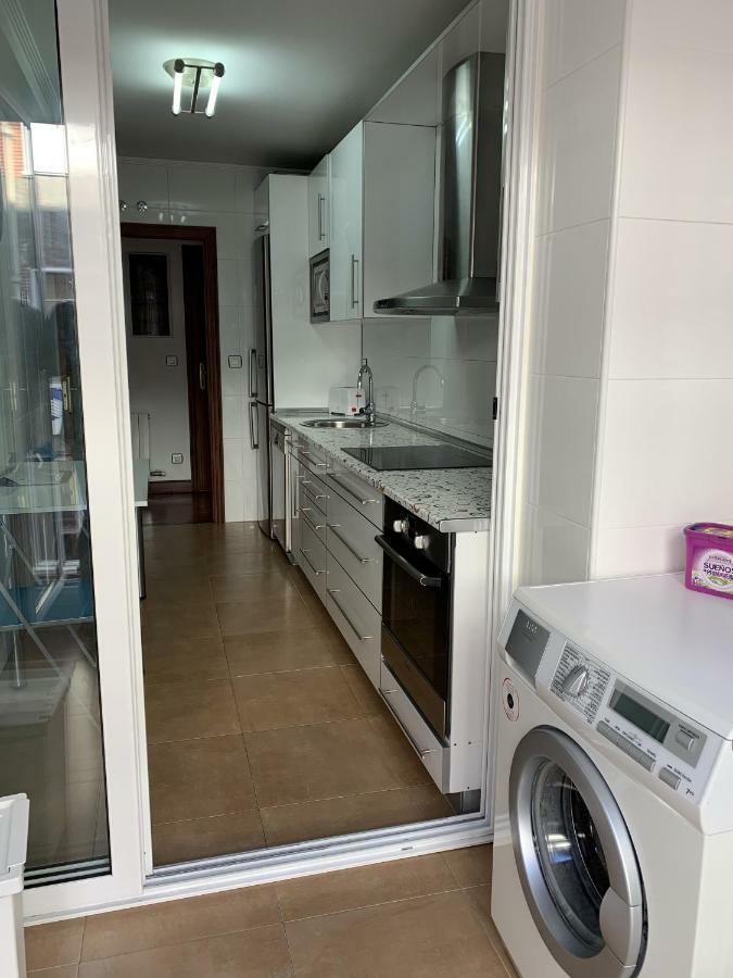 Apartamento En Bilbao Con Parking Gratis Екстериор снимка